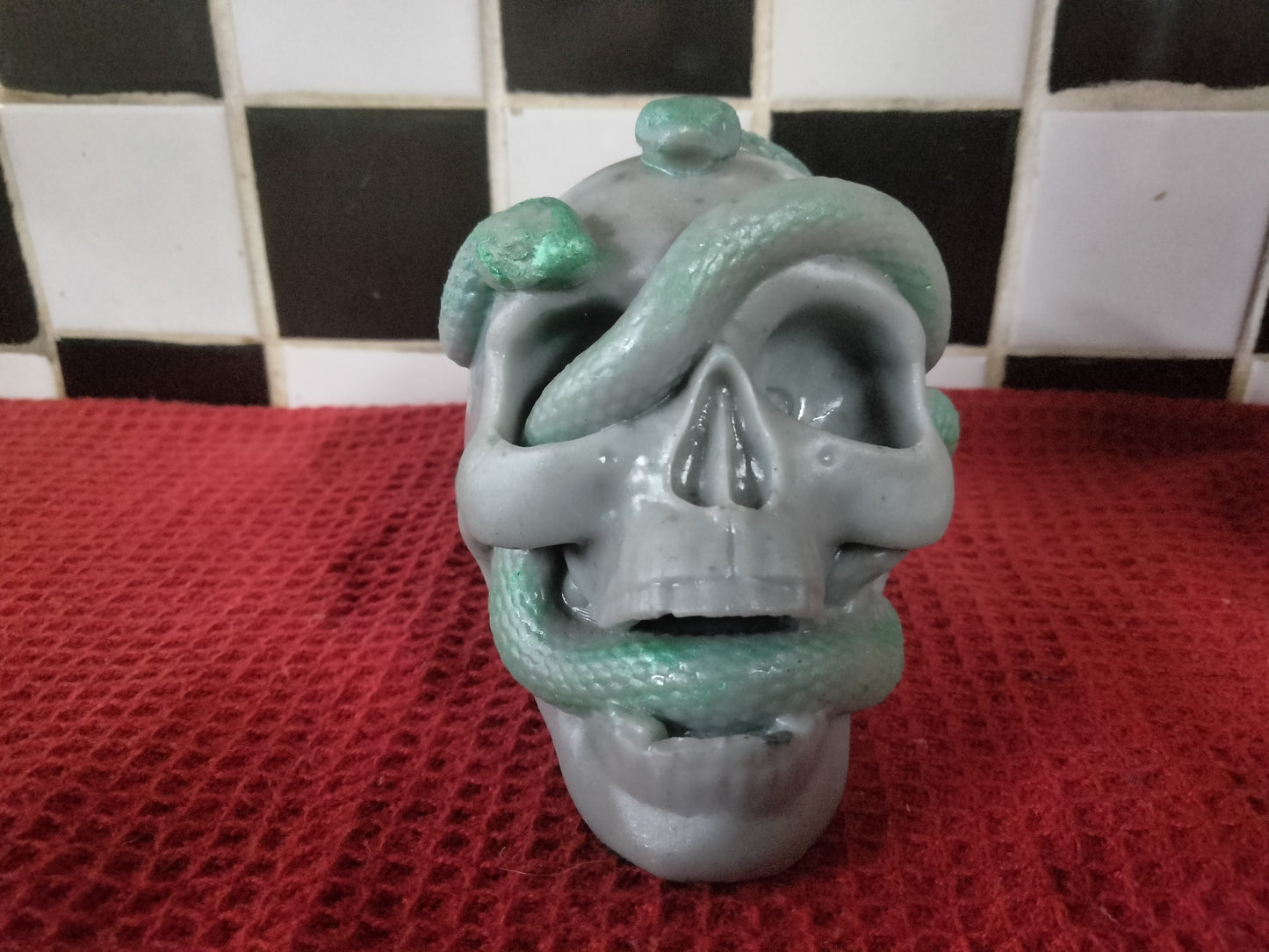 Green Snake Skull